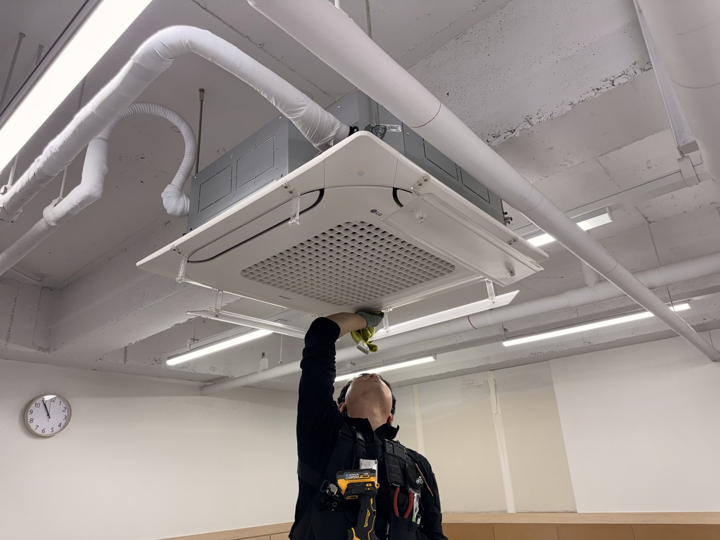송파 입시학원 4way 냉온풍기 세척 전 보양 작업