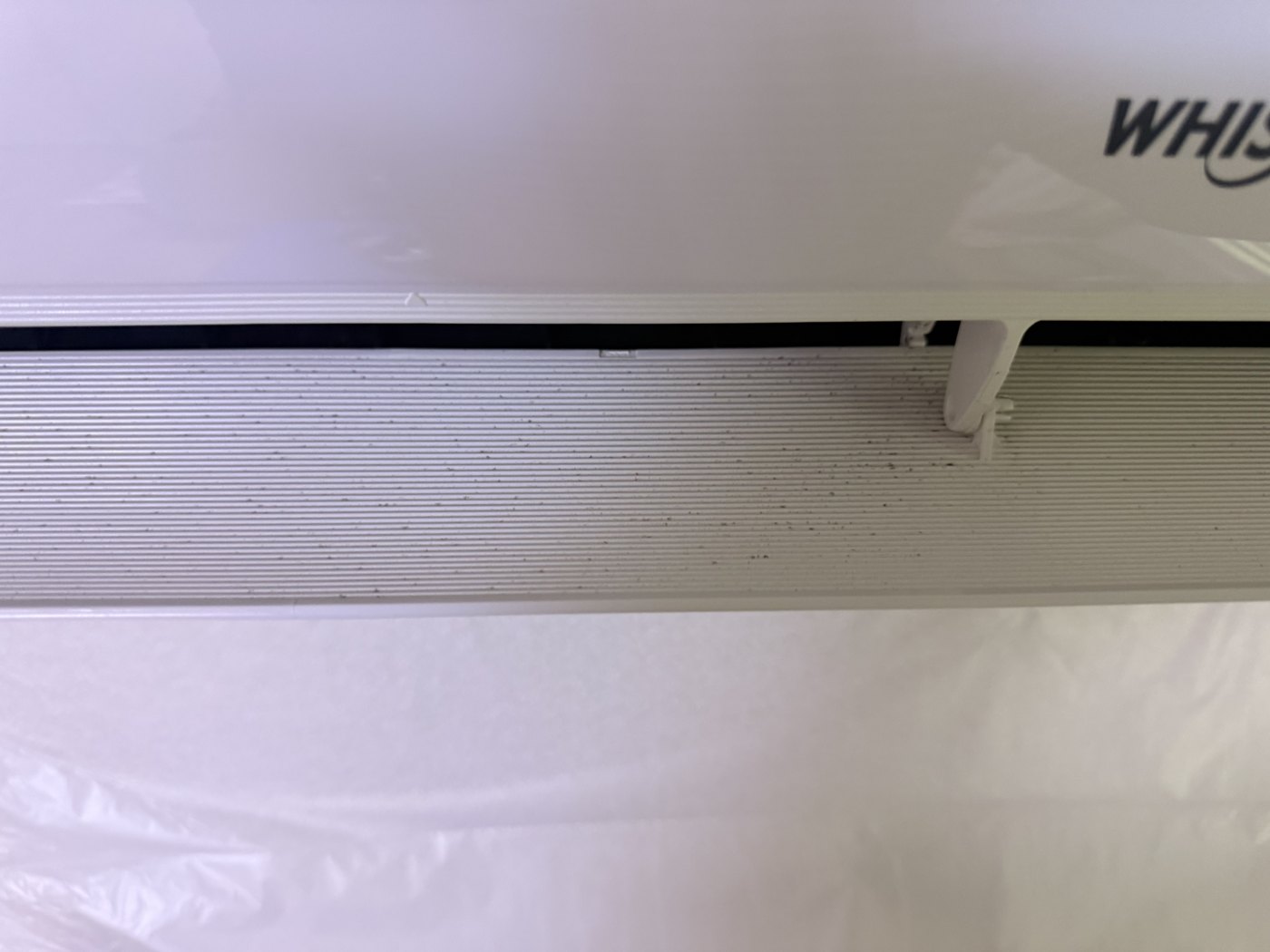 휘센 벽걸이 에어컨 송풍구 안쪽 확인